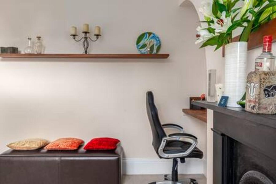 Apartament Lovely 2-bed Flat Next To Oval Cricket Ground Londra