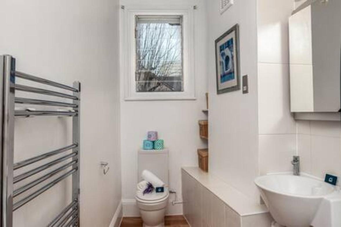 Lovely 2-bed Flat Next To Oval Cricket Ground Apartament